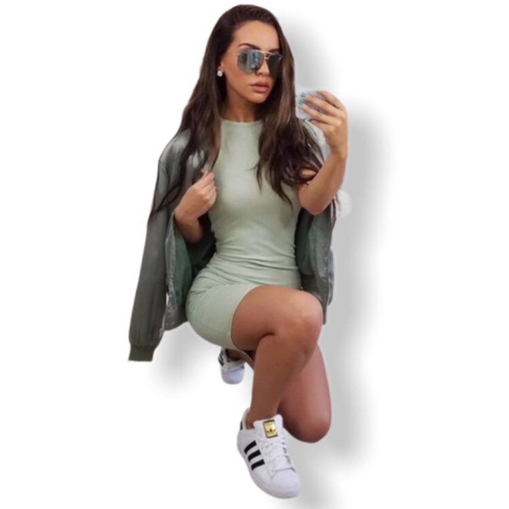 Carli Bybel x Missguided Ribbed Bodycon Dr…